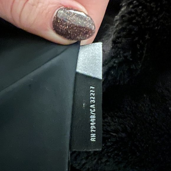 Marmot Women Thea 700 Fill Down Insulated Full Zip Jacket Pockets Black Size XS - Picture 8 of 10